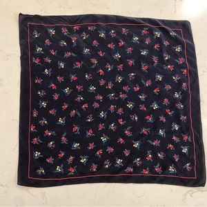 Silk scarf / neckerchief